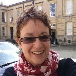 Meet your Posher, Denise